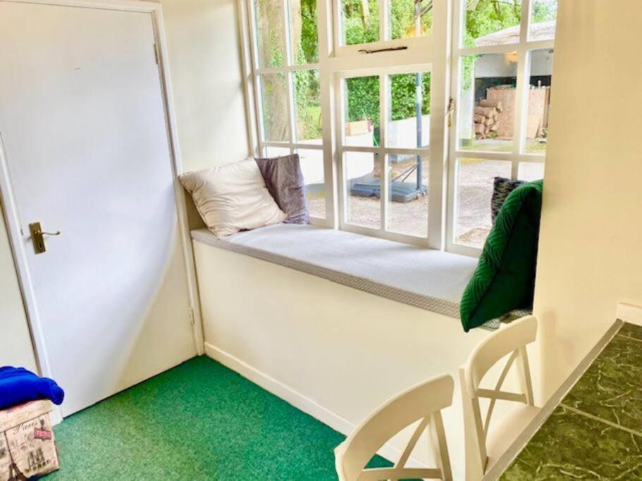 Cosy 2 Bed Cottage Next To Fota Wildlife Park Cork Dış mekan fotoğraf